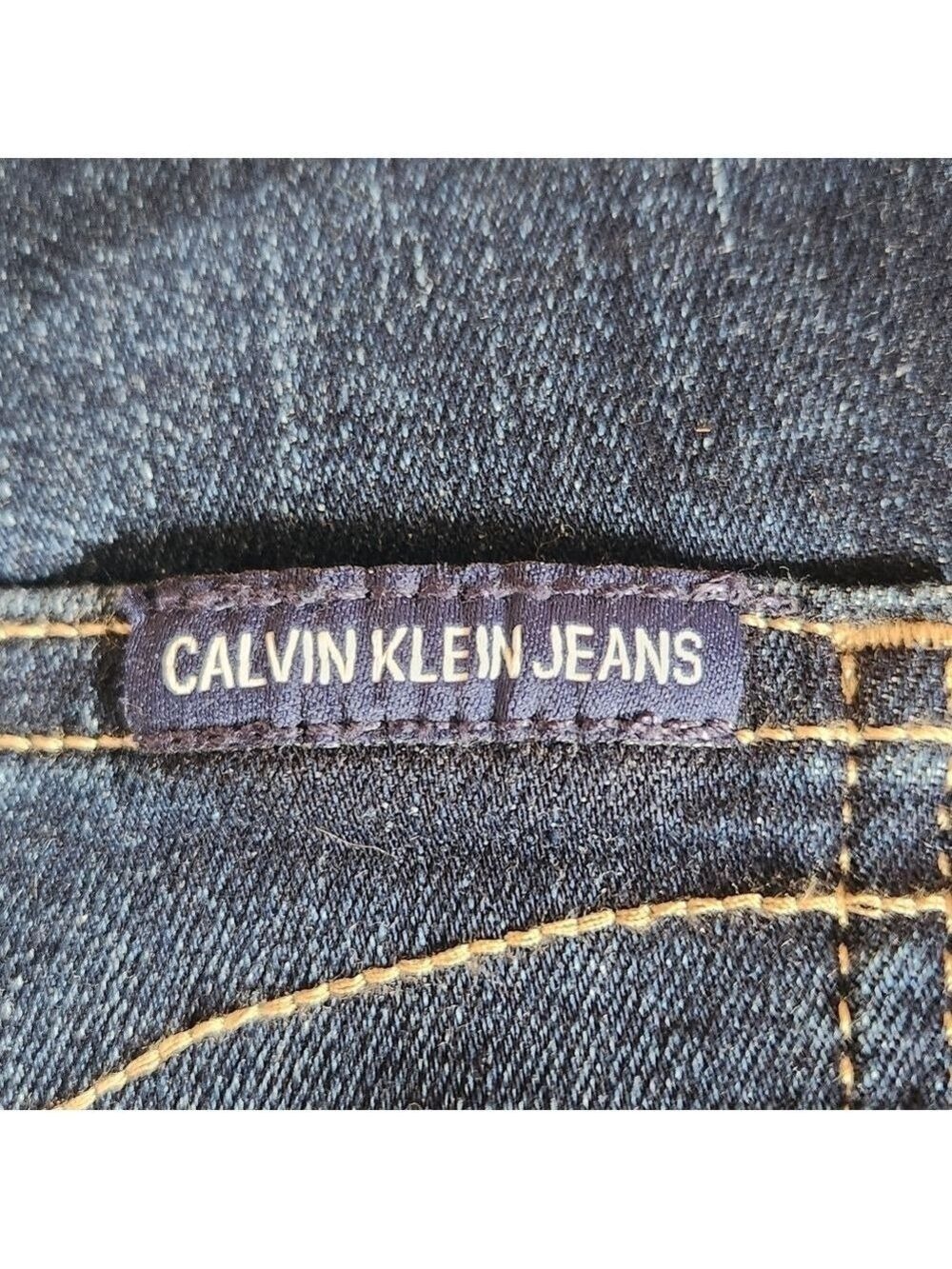 Calvin Klein Jeans Denim Roll Cuff Shorts Dark Wash Size 6 EUC - Picture 8 of 9